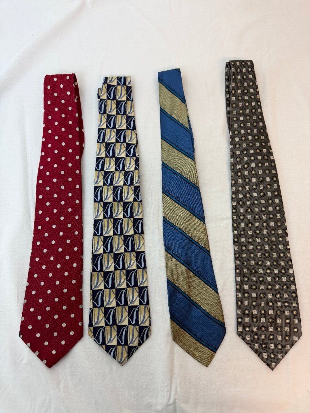 Set of 4 Men's Ties